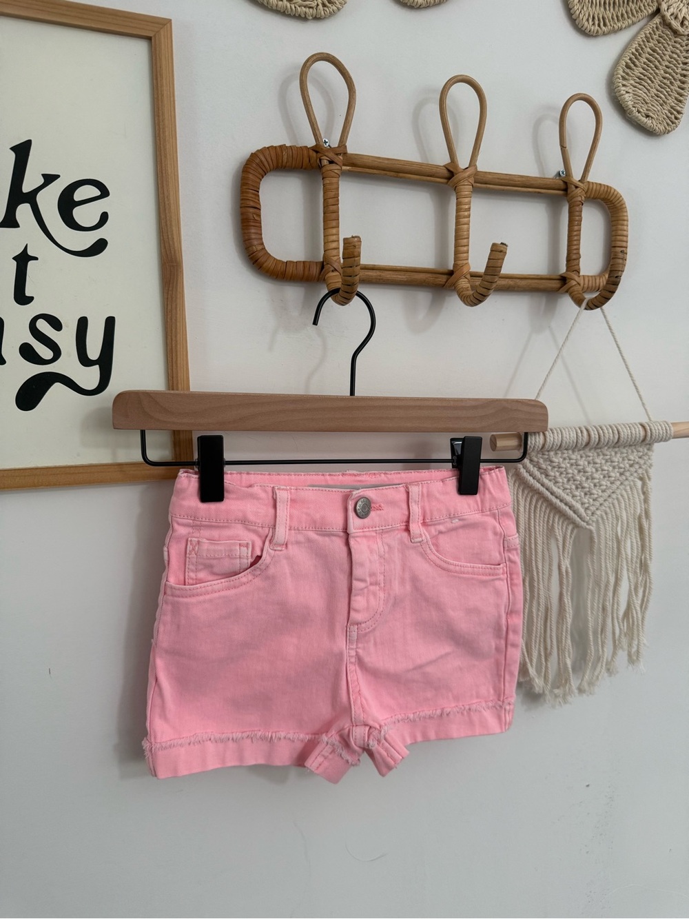 Denim Co - size 5/6 pink jean shorts